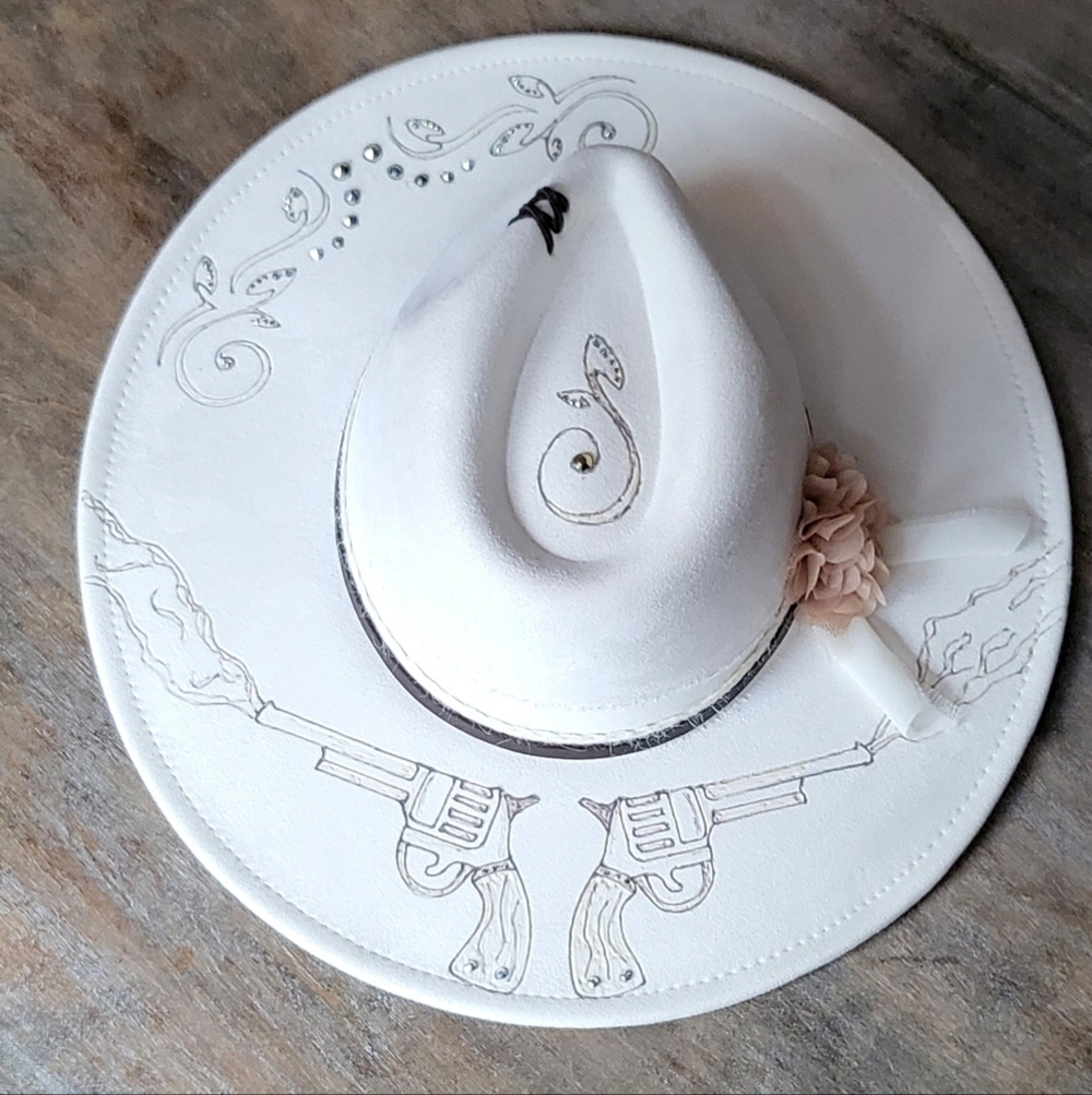 NWT Ivory burned fedora cowboy hat with studs - Picture 3 of 8